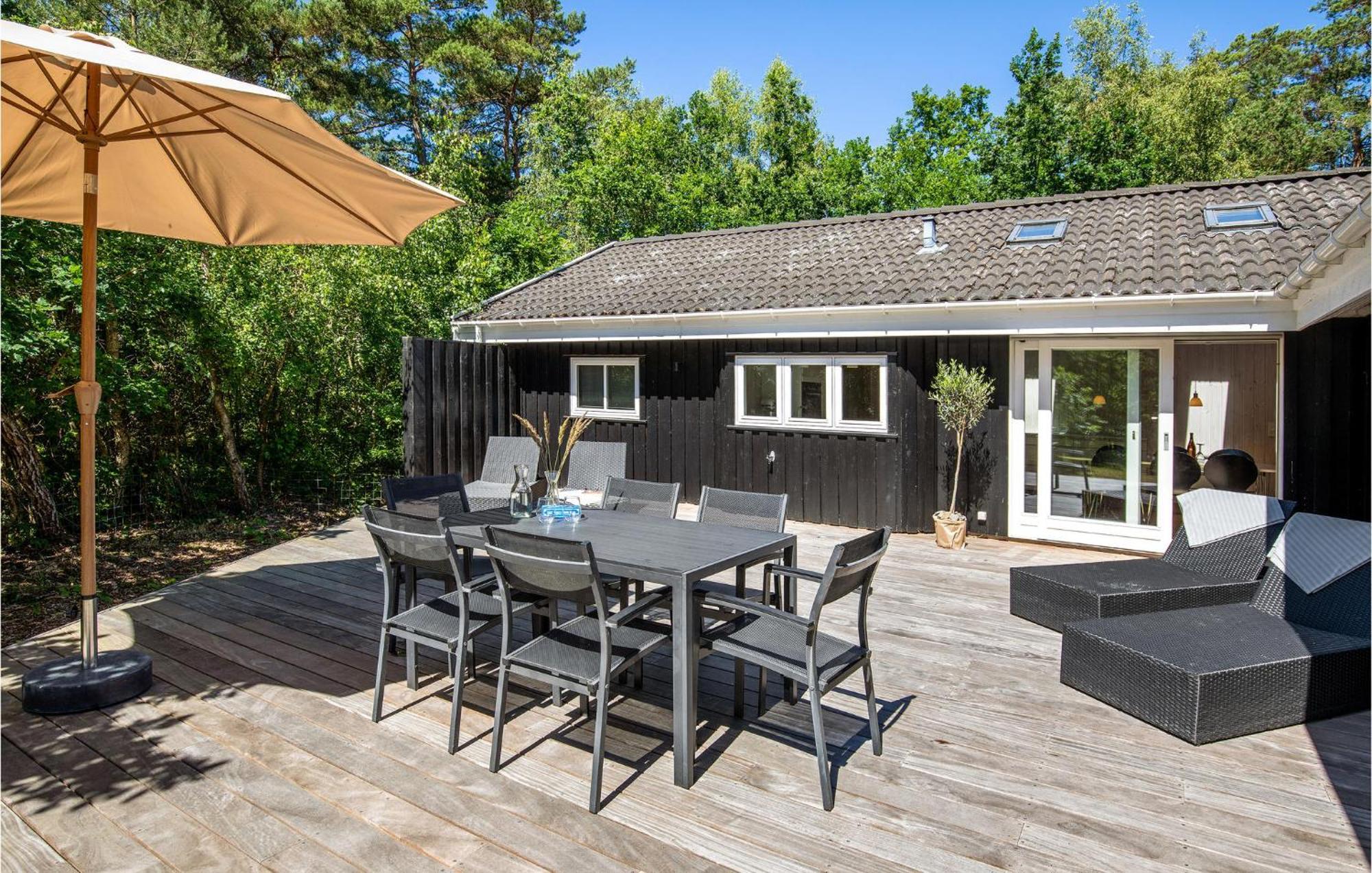 Awesome Home In Nexo With Sauna Snogebæk Kültér fotó